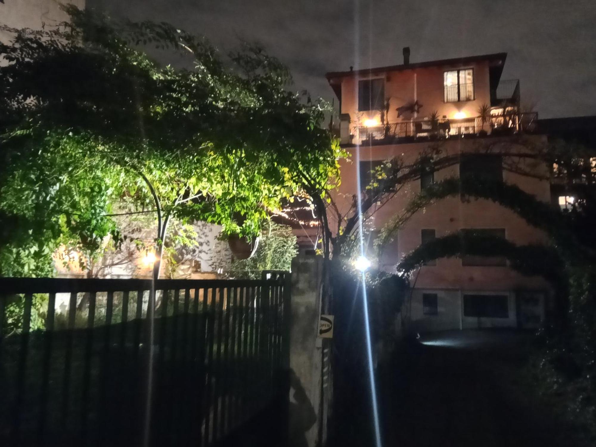 Gattopastro, Milan